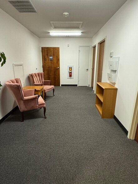 More Photos Of 1136-1146 Opal Ct, Hagerstown Medical For Sale