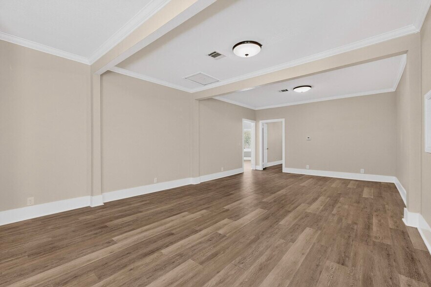 More Photos Of 78 San Marcos St, Austin Office Residential For Lease