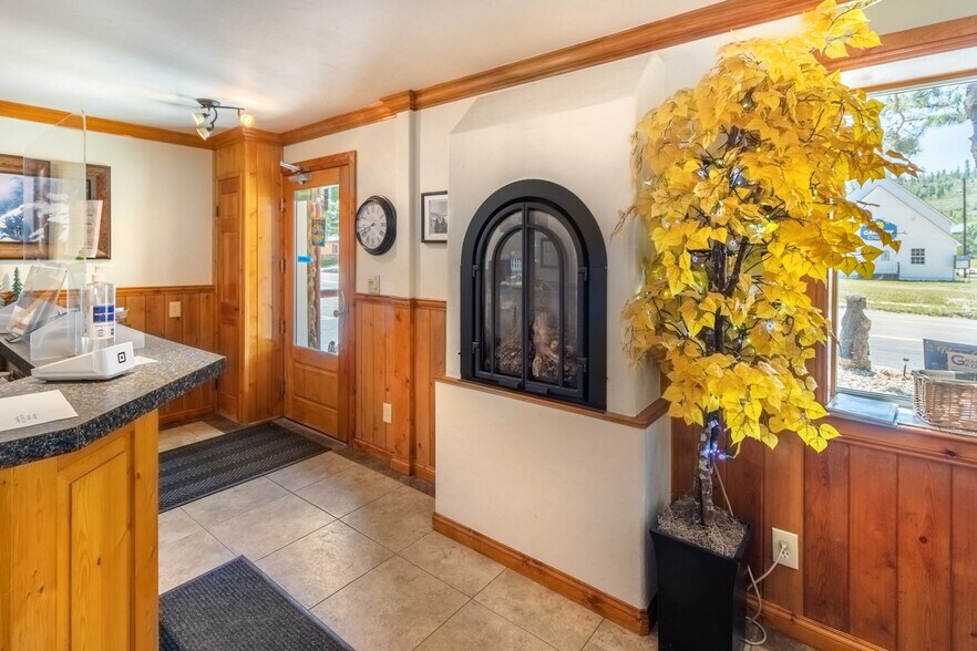 More Photos Of 221 Byers Ave, Hot Sulphur Springs Hotel For Sale