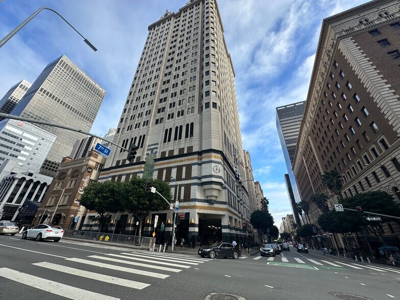 More Photos Of 660 S Figueroa St, Los Angeles Office For Lease