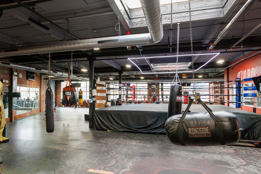 More Photos Of 1855 N 5th St, Philadelphia Warehouse For Sale