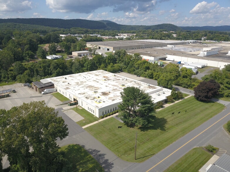 More Photos Of 80 Pickett District Rd, New Milford Manufacturing For Sale