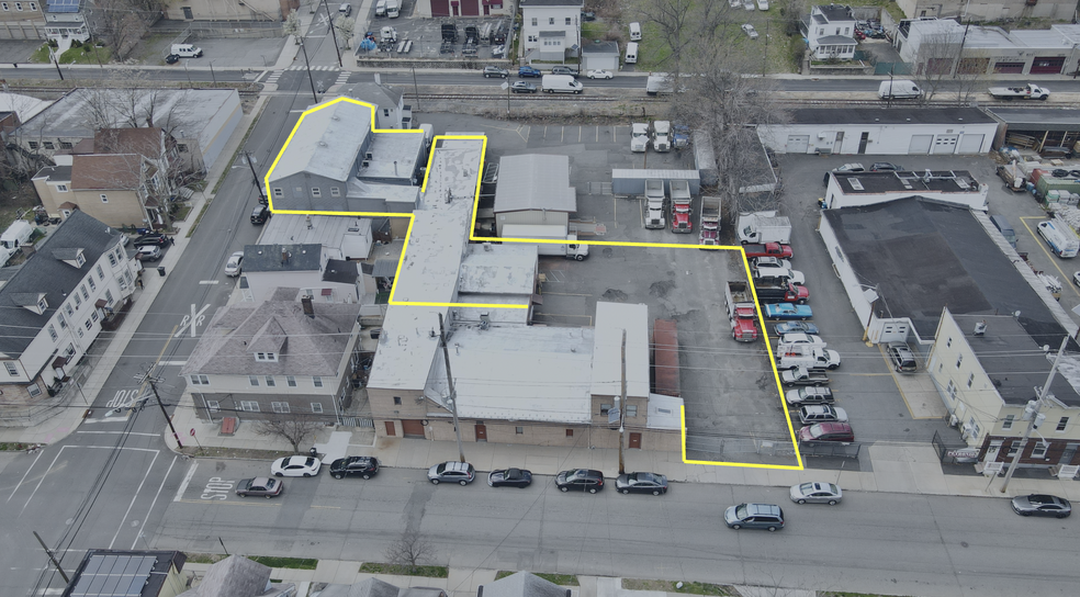 Primary Photo Of 80-88 Holmes Street, Belleville Warehouse For Lease