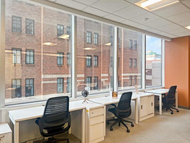More Photos Of 301 Grant St, Pittsburgh Coworking Space