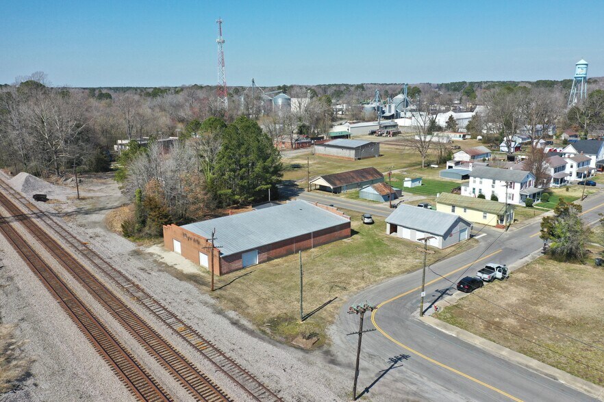 More Photos Of 300 Wilson Ave, Wakefield Sussex Self Storage For Sale