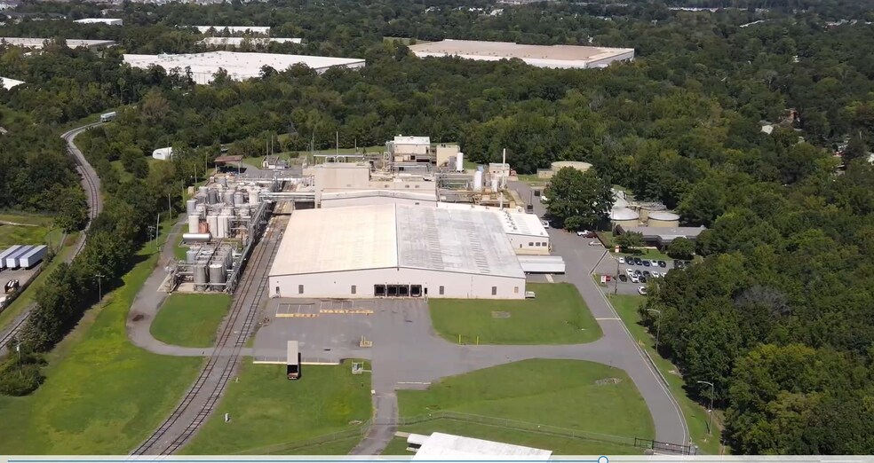 More Photos Of 3300 Westinghouse Blvd, Charlotte Manufacturing For Sale
