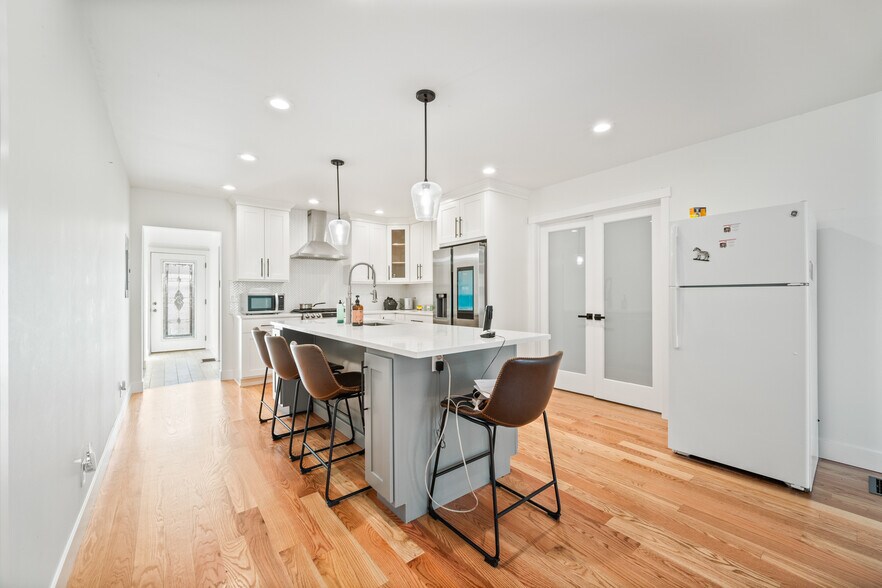 More Photos Of 3552 SE 65th Ave, Portland Skilled Nursing Facility For Sale