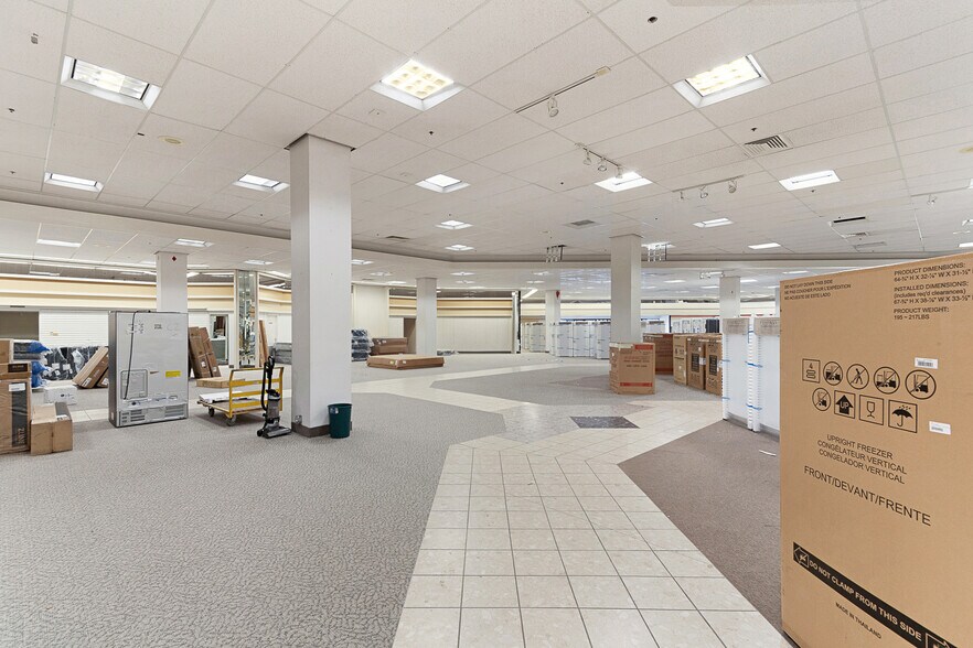 More Photos Of 1400 Dell Range Blvd, Cheyenne Unknown For Lease