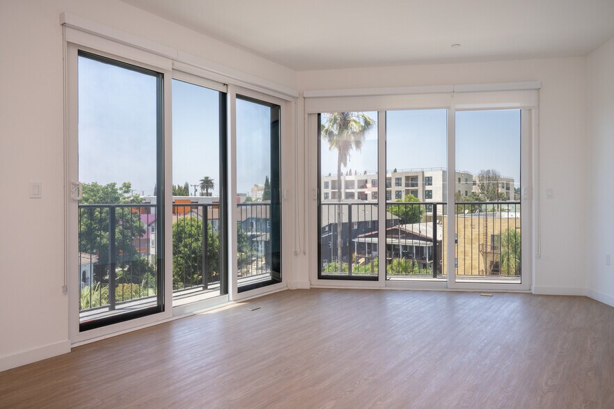 More Photos Of 1915 Park Avenue, Los Angeles Apartments For Sale