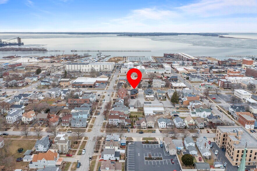 More Photos Of 610 W Washington St, Sandusky Specialty For Sale