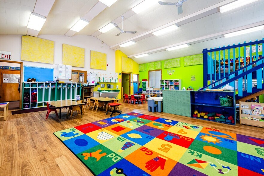 More Photos Of 3419 Hollywood Rd, Saint Joseph Daycare Center For Sale