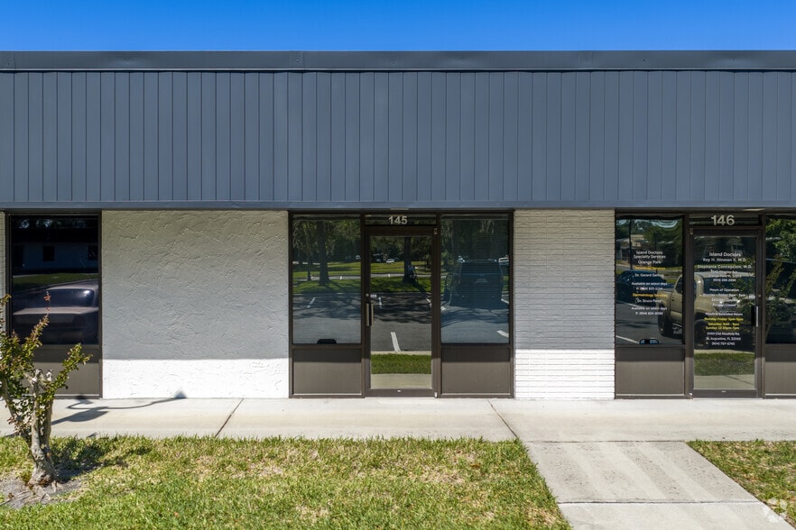 More Photos Of 1530 Kingsley Ave, Orange Park Unknown For Lease