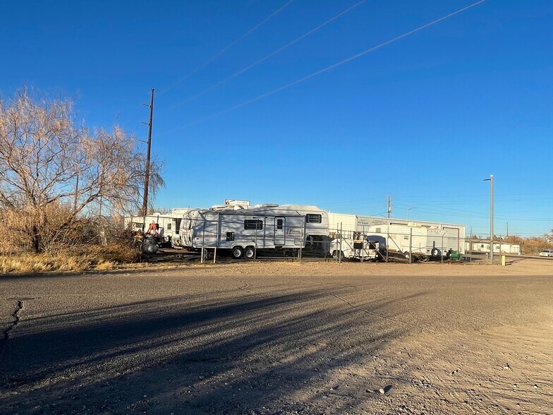 More Photos Of 700 N Gold Ave, Deming Specialty For Sale