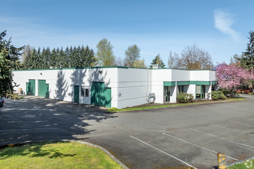 More Photos Of 17625 130th Ave NE, Woodinville Warehouse For Lease