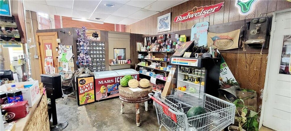 More Photos Of 86 3rd St, Moran Convenience Store For Sale
