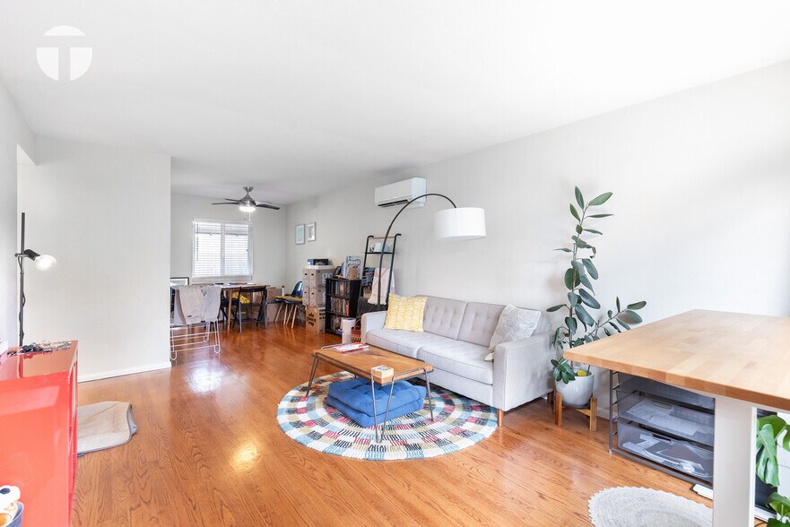 More Photos Of 2016 U St, Sacramento Apartments For Sale