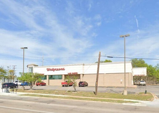 More Photos Of 4561 N Peoria Ave, Tulsa Drugstore For Lease