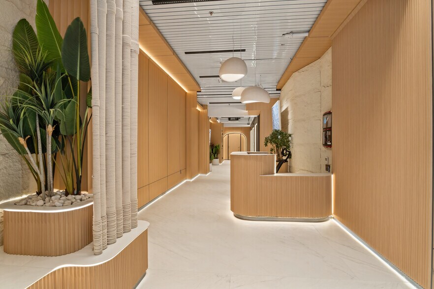 More Photos Of 6 E 45th St, New York Office For Lease