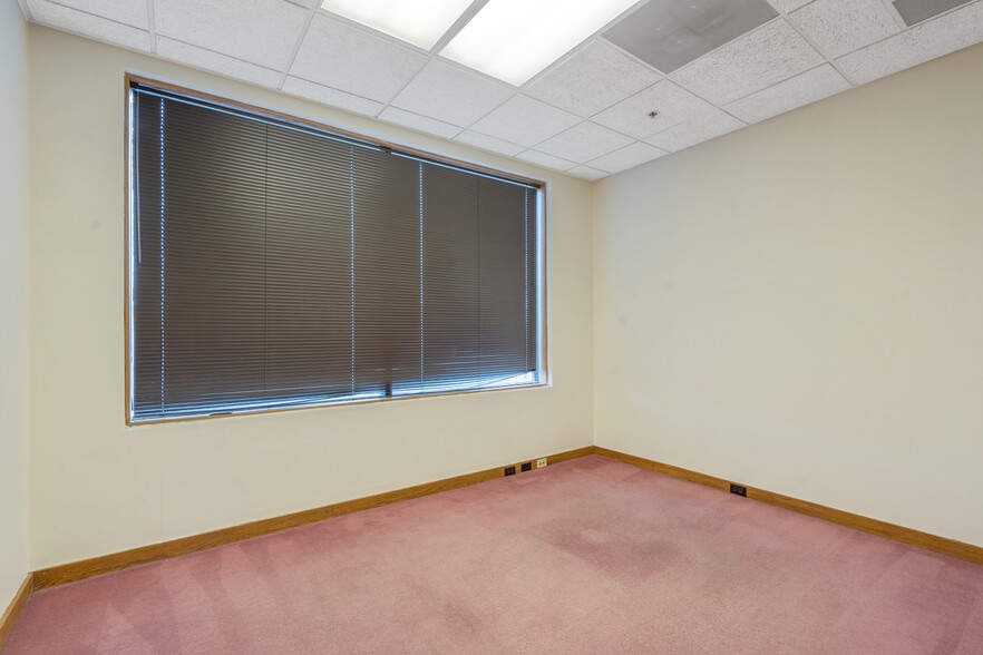 More Photos Of 344 W Genesee St, Syracuse Loft Creative Space For Lease