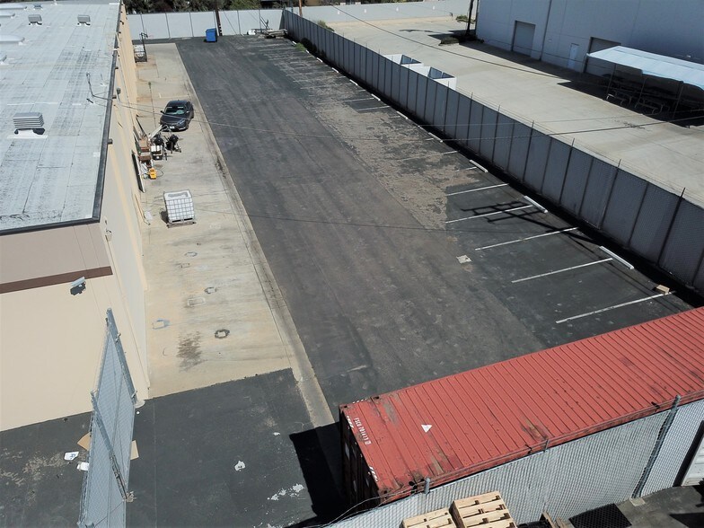 More Photos Of 175 E Freedom Ave, Anaheim Manufacturing For Lease