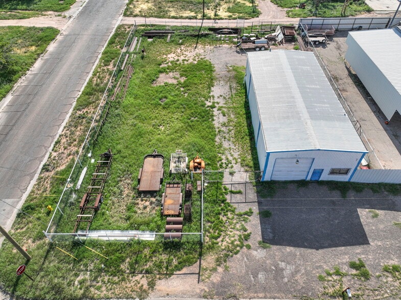 More Photos Of 708 S Colorado St, Midland Industrial For Sale