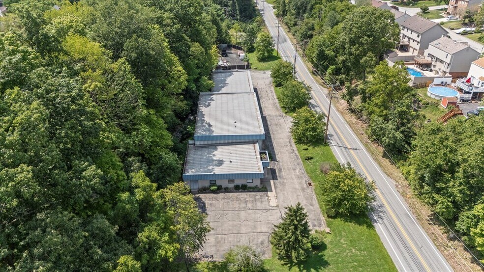 More Photos Of 460-470 Old Frankstown Rd, Monroeville Light Manufacturing For Lease
