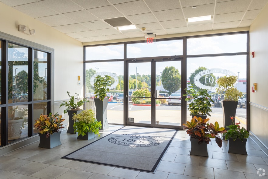 More Photos Of 5301 Buckeystown Pike, Frederick Office For Lease