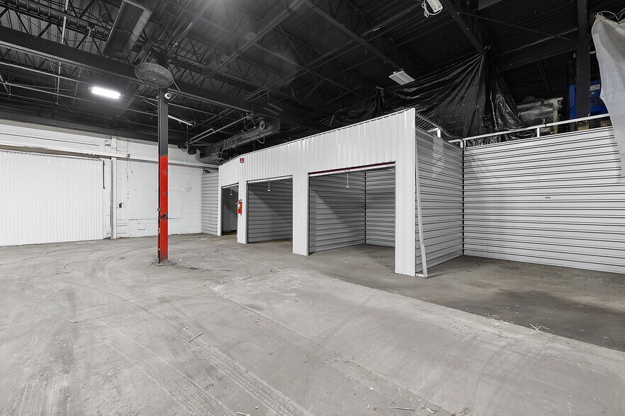 More Photos Of 412 W Beecher St, Adrian Manufacturing For Lease