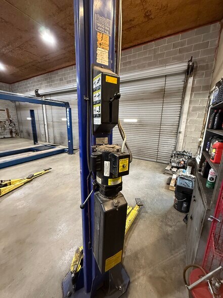 More Photos Of 69 Railroad Ave, Dora Specialty For Sale