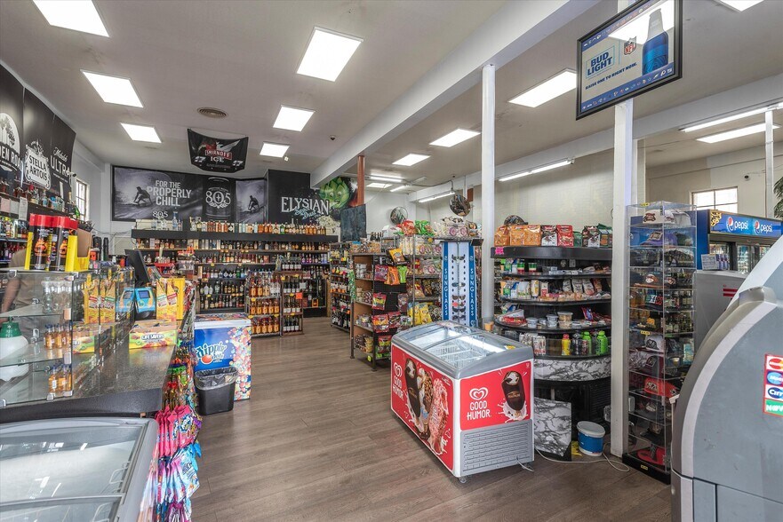 More Photos Of 16 W 25th Ave, San Mateo Convenience Store For Sale