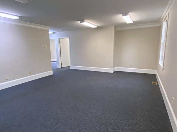 More Photos Of 827 Main St, Woburn Office For Lease