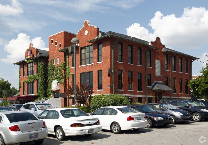 More Photos Of 1330-1336 E 15th St, Tulsa Freestanding For Lease