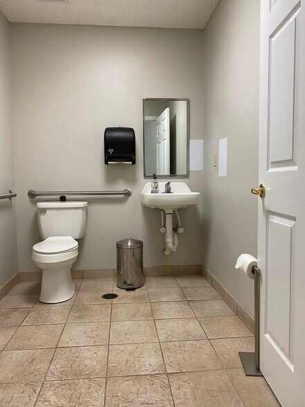 More Photos Of 3400 Kori Rd, Jacksonville Loft Creative Space For Sale