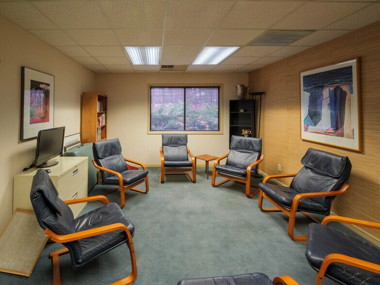 More Photos Of 3200 Croasdaile Dr, Durham Medical For Lease