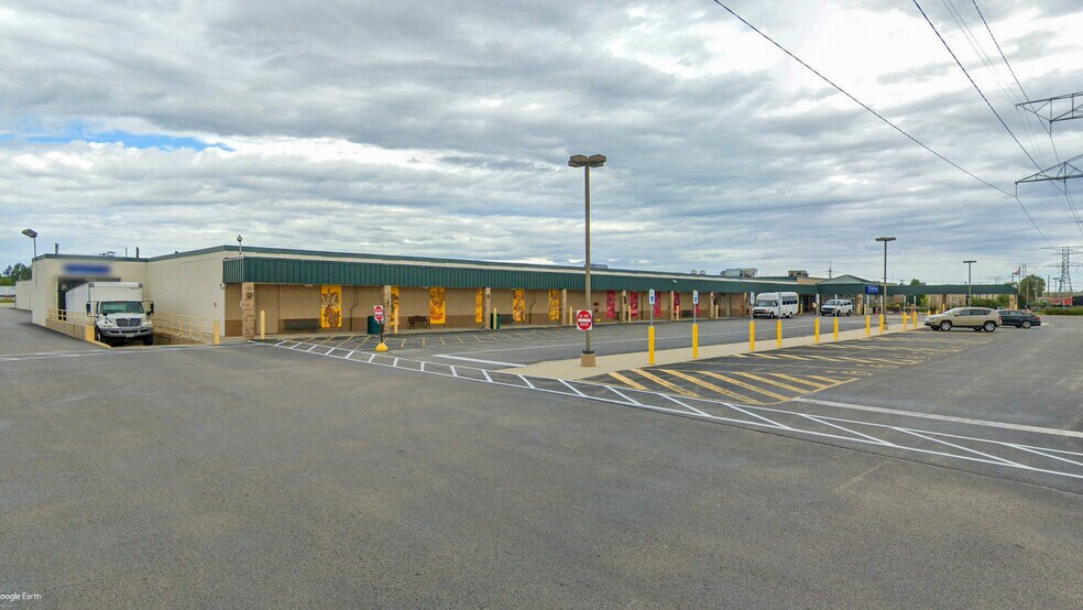 More Photos Of 6065 N 91st St, Milwaukee Light Distribution For Sale