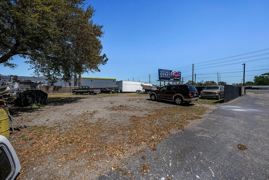 More Photos Of 9747 US Highway 19, Port Richey Freestanding For Sale