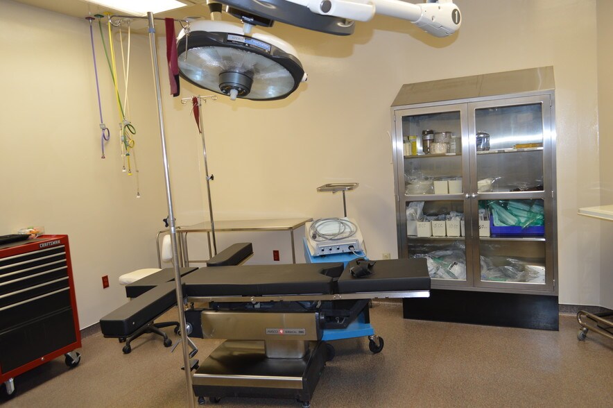 More Photos Of 1121 1st St S, Winter Haven Medical For Sale