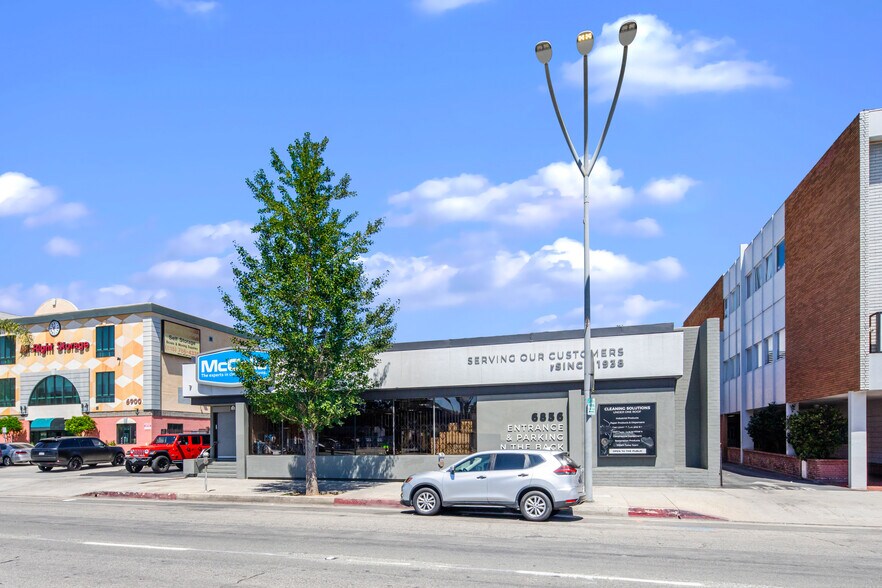 More Photos Of 6856 Van Nuys Blvd, Van Nuys Freestanding For Sale