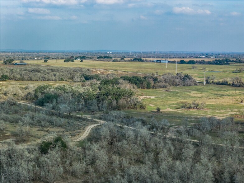 More Photos Of 1144 Treetop ln, Luling Land For Sale