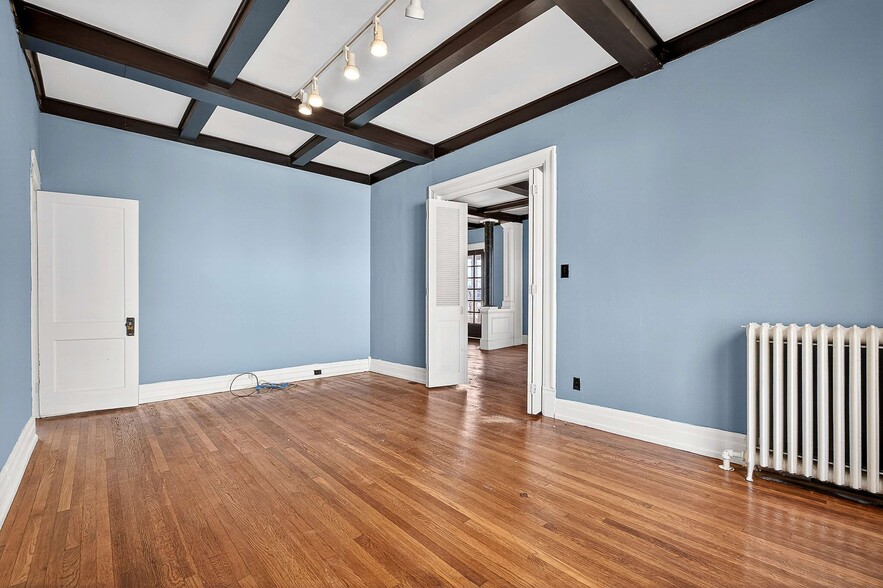 More Photos Of 408 NE Atlantic St, Tullahoma Flex For Sale