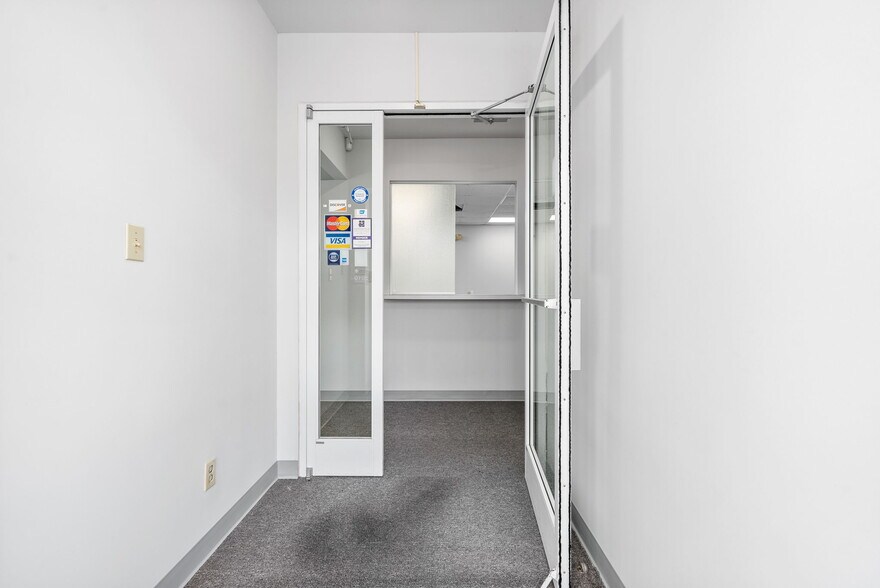 More Photos Of 311 W 9th St, Hopkinsville Medical For Lease