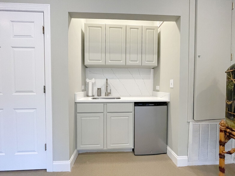 More Photos Of 7000 Harps Mill Rd, Raleigh Office For Sale