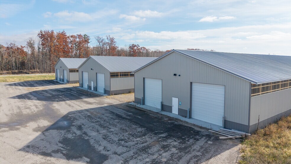 More Photos Of 5685 Comstock Park NW dr, Comstock Park Flex For Sale