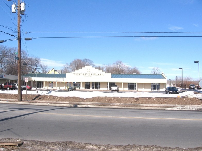 More Photos Of 39 Elm St, West Haven Freestanding For Lease