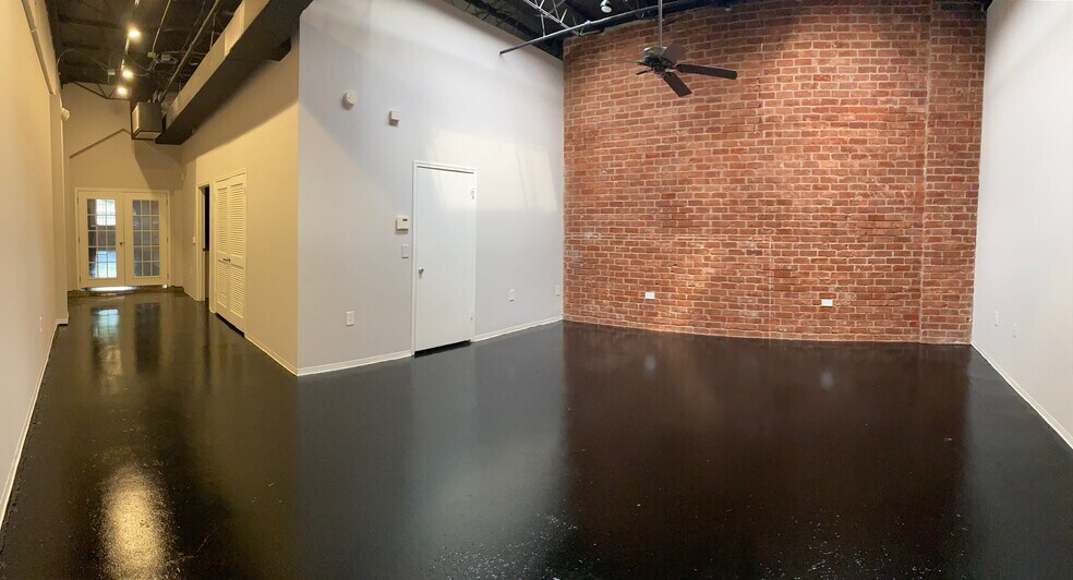 More Photos Of 1210 W Clay St, Houston Loft Creative Space For Lease