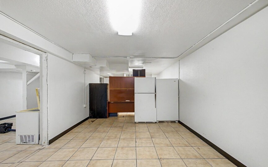 More Photos Of 801 E Broadway Rd, Mesa Fast Food For Sale