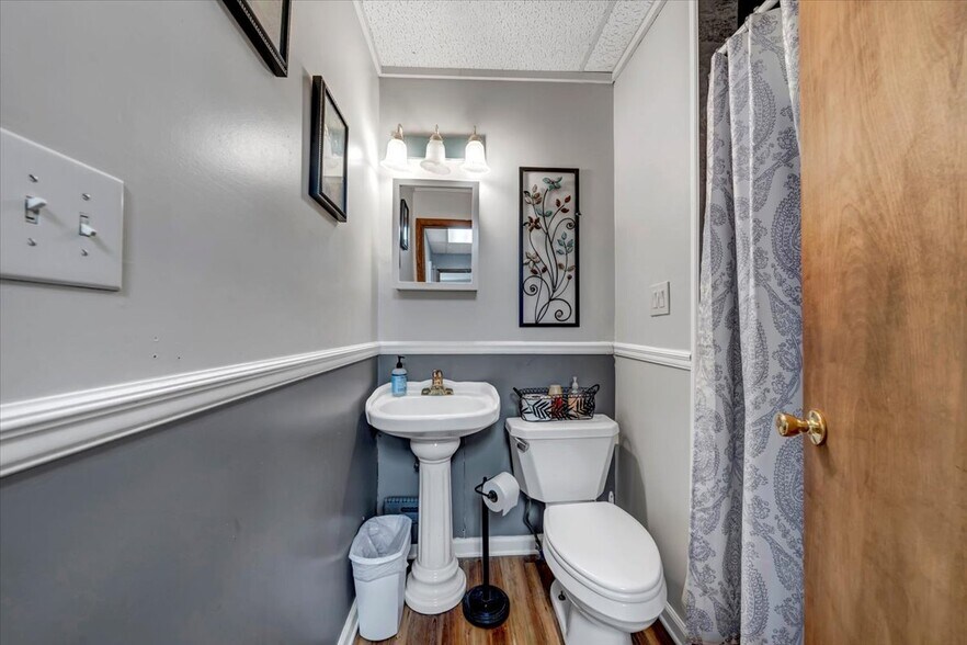 More Photos Of 106 W Laurel St, Scottsboro Office Residential For Sale