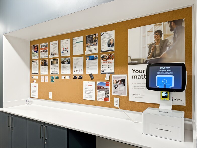 More Photos Of 1904 W Parkside Ln, Phoenix Coworking Space