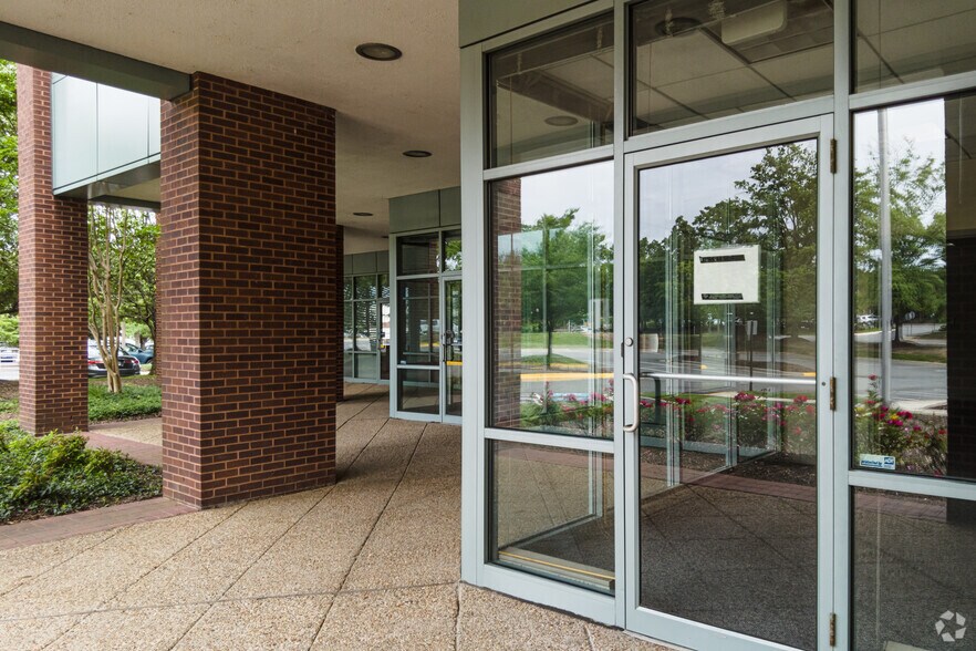 More Photos Of 7375 Boston Blvd, Springfield Unknown For Sale