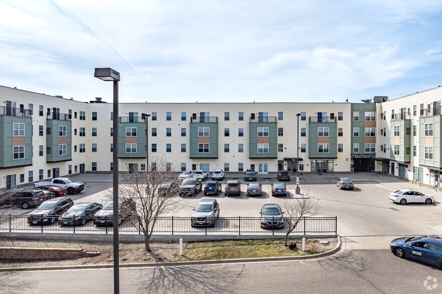 More Photos Of 1550 Larpenteur Ave W, Falcon Heights Apartments For Lease